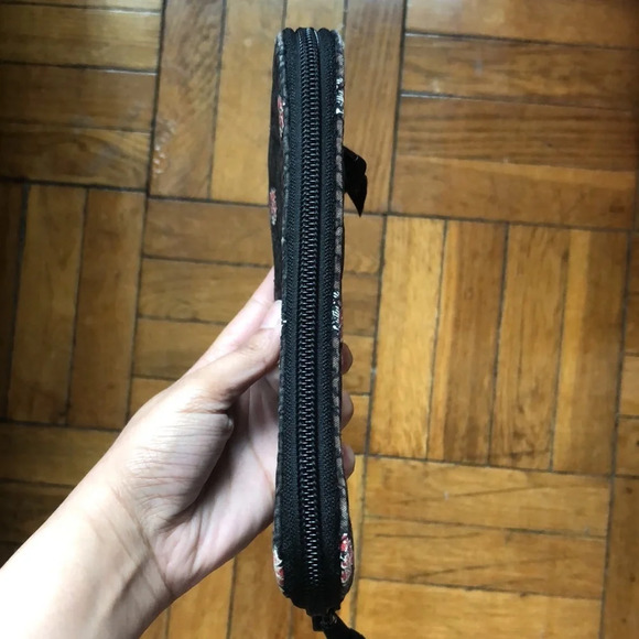 Vera Bradley rare wallet print - Picture 10 of 17